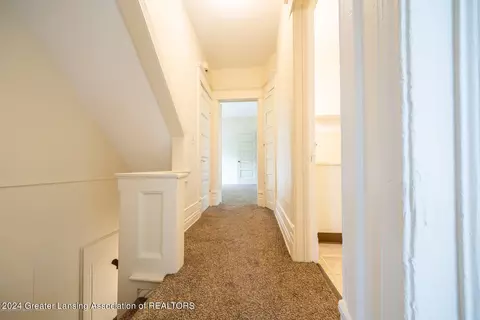 Entry Way - 508 N Walnut St, Lansing, MI 48933 photo 2 of 2