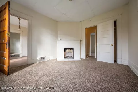Living - 508 N Walnut St, Lansing, MI 48933 photo 1 of 1