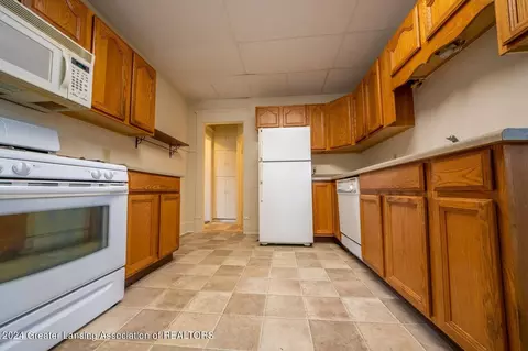 Kitchen - 508 N Walnut St, Lansing, MI 48933 photo 1 of 4