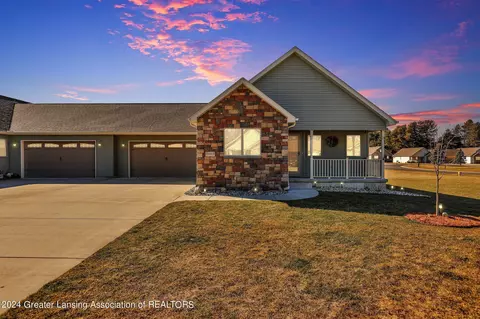 11469 Windmill Pointe #43, Clio, MI 48420
