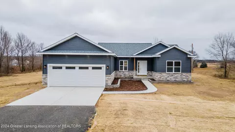 3532 Meridian Rd, Leslie, MI 49251