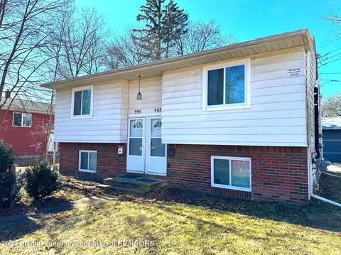 595597 Spartan Ave, East Lansing, MI 48823