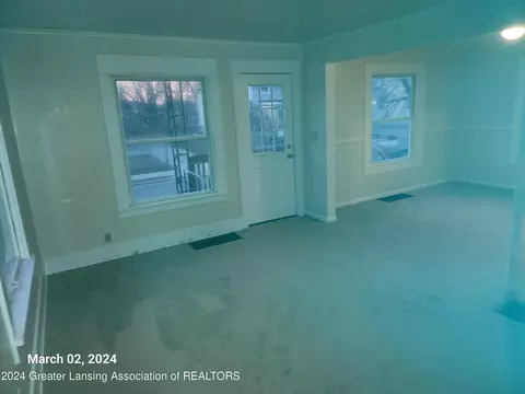 1130 Camp St, Lansing, MI 48906 photo 3