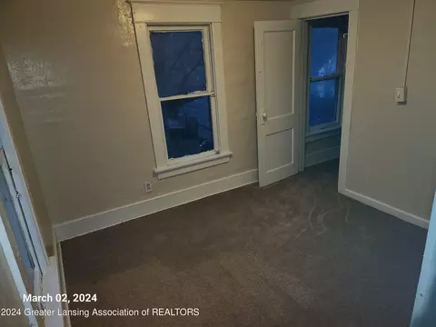 1130 Camp St, Lansing, MI 48906 photo 8
