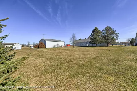 Exterior - 13222 S Grange Rd, Eagle, MI 48822 photo 11 of 12