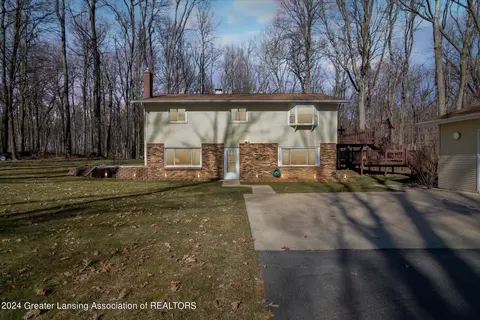 6650 Folks Rd, Horton, MI 49246