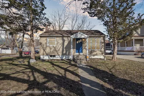 2518 W Kalamazoo St, Lansing, MI 48917