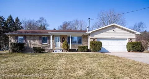 2061 College Rd, Holt, MI 48842