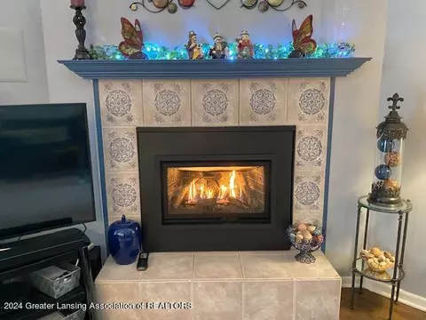 Living - 4200 Ballantine Rd, Dewitt, MI 48820 photo 3 of 3