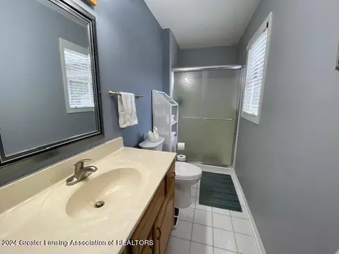 Bath - 4200 Ballantine Rd, Dewitt, MI 48820 photo 1 of 1