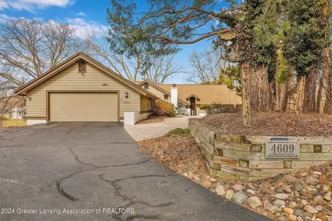 Exterior - 4609 Comanche Dr, Okemos, MI 48864 photo 3 of 14
