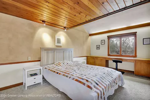 Bedroom - 4609 Comanche Dr, Okemos, MI 48864 photo 2 of 8