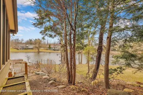 View/Area - 4609 Comanche Dr, Okemos, MI 48864 photo 2 of 6