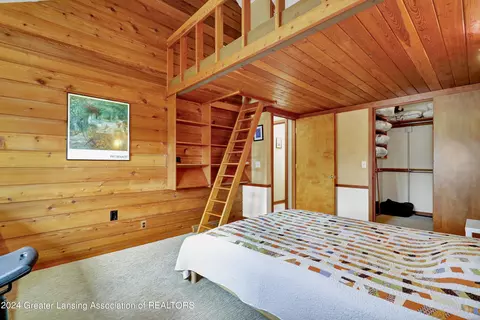 Bedroom - 4609 Comanche Dr, Okemos, MI 48864 photo 3 of 8