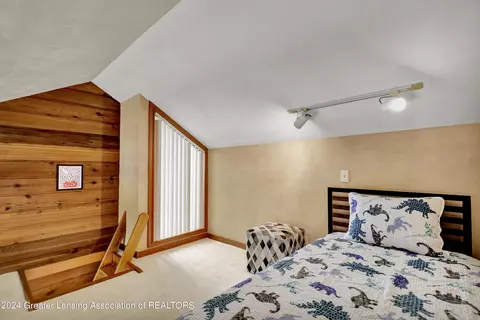 Bedroom - 4609 Comanche Dr, Okemos, MI 48864 photo 4 of 8
