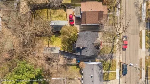View/Area - 2213 Lyons Ave, Lansing, MI 48910 photo 1 of 5