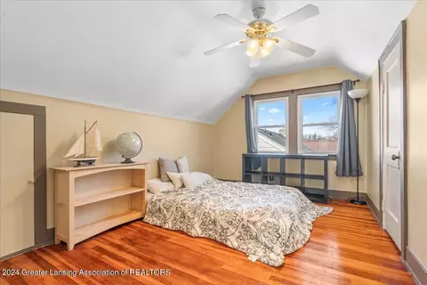 Bedroom - 2213 Lyons Ave, Lansing, MI 48910 photo 2 of 2