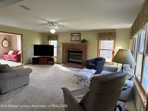 Living - 4406 Carmine Ct, Dewitt, MI 48820 photo 1 of 2