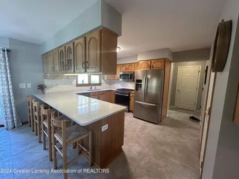 Kitchen - 4406 Carmine Ct, Dewitt, MI 48820 photo 1 of 3