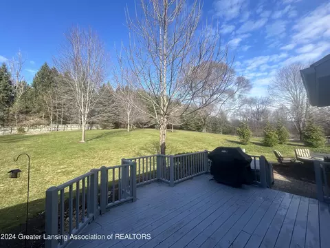 Exterior - 4406 Carmine Ct, Dewitt, MI 48820 photo 5 of 7