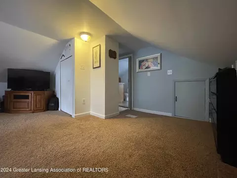Bedroom - 207 E Washington St, Dimondale, MI 48821 photo 4 of 5