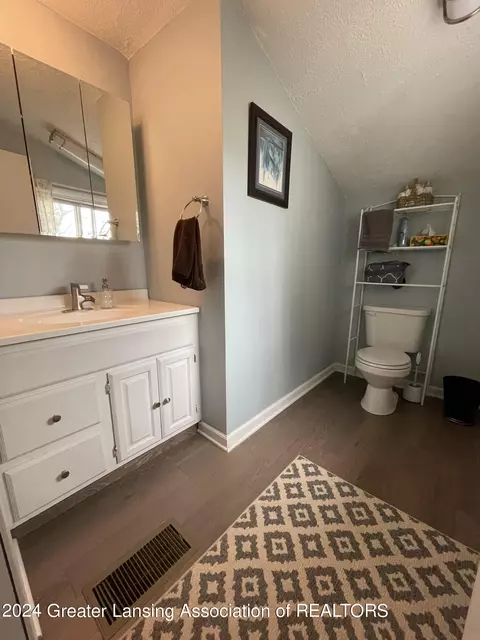 Bath - 207 E Washington St, Dimondale, MI 48821 photo 1 of 3