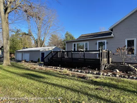 Exterior - 207 E Washington St, Dimondale, MI 48821 photo 11 of 17
