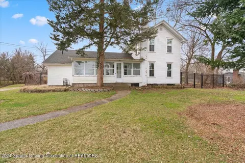 Exterior - 1721 W Dill Rd, Dewitt, MI 48820 photo 2 of 9