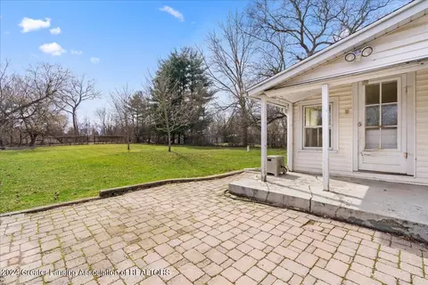 Exterior - 1721 W Dill Rd, Dewitt, MI 48820 photo 5 of 9