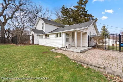 Exterior - 1721 W Dill Rd, Dewitt, MI 48820 photo 6 of 9