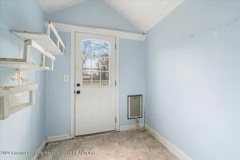 Entry Way - 1721 W Dill Rd, Dewitt, MI 48820 photo 1 of 2
