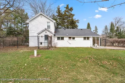 Exterior - 1721 W Dill Rd, Dewitt, MI 48820 photo 7 of 9