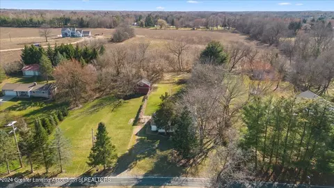 View/Area - 1721 W Dill Rd, Dewitt, MI 48820 photo 2 of 6