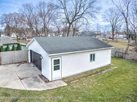 Exterior - 229 W Thomas St, Lansing, MI 48906 photo 6 of 9