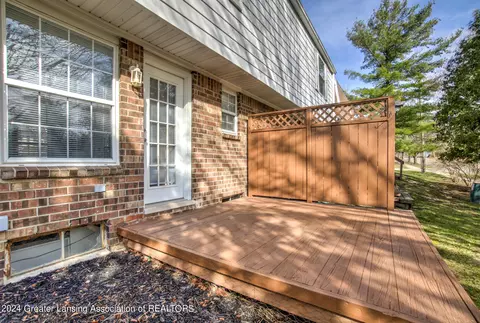 Exterior - 6262 Beechfield Dr, Lansing, MI 48911 photo 5 of 7