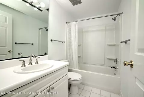 Bath - 6262 Beechfield Dr, Lansing, MI 48911 photo 2 of 2