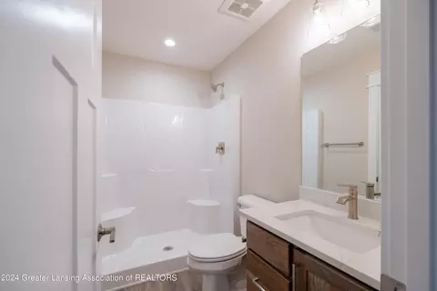 Bath - 6225 Hilltop Ct, Bath, MI 48808 photo 3 of 3