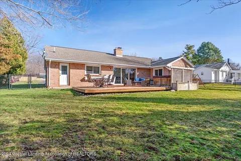 Exterior - 314 S Circle Dr, Williamston, MI 48895 photo 10 of 12