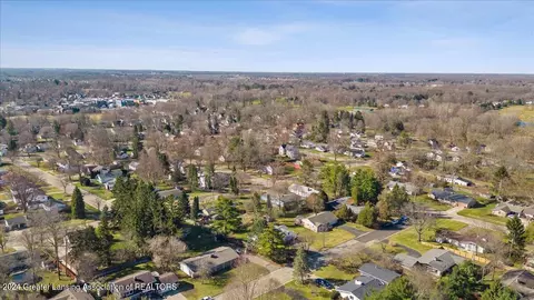 View/Area - 314 S Circle Dr, Williamston, MI 48895 photo 5 of 7