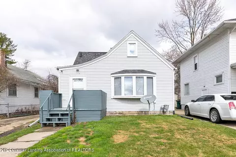 1229 Mechanic St, Lansing, MI 48912