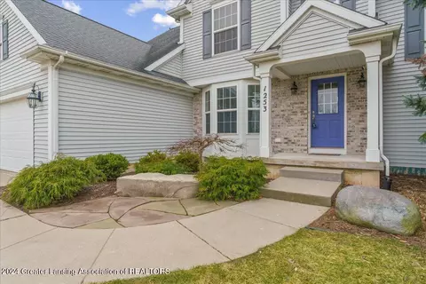 1253 Lobelia Ln, Dewitt, MI 48820 photo 7