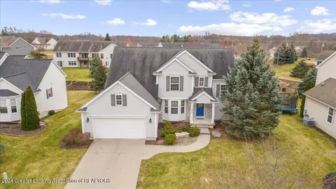 1253 Lobelia Ln, Dewitt, MI 48820