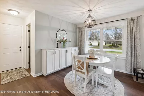 Dining - 1217 Alpine Dr, Dewitt, MI 48820 photo 1 of 2