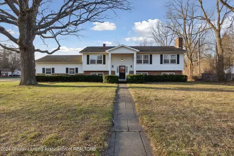 406 E Knight St, Eaton Rapids, MI 48827