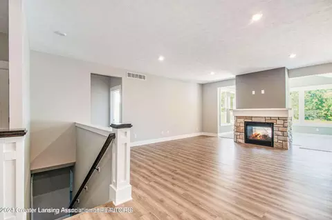 14010 Pristine Ct, Dewitt, MI 48820 photo 9