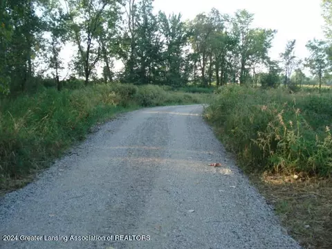 2051 E Herbison Rd, Bath, MI 48808 photo 15