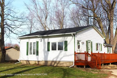 1861 S Ainger Rd, Charlotte, MI 48813