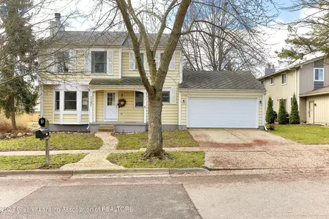 1151 S Chartwell Carriage Way, East Lansing, MI 48823