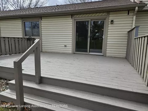 Exterior - 5904 Okemos Rd, Haslett, MI 48840 photo 2 of 3