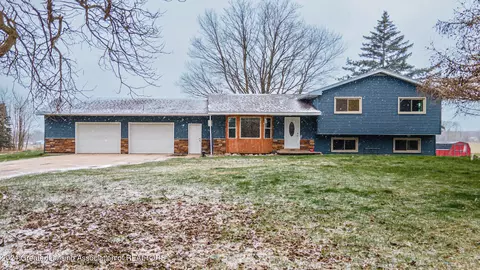 3246 Bostedor Rd, Eaton Rapids, MI 48827